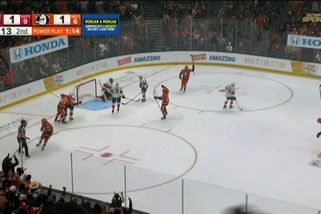 Ovace i svázané brusle. Gudase přivítali v Anaheimu jako oblíbeného krále - Sport.cz